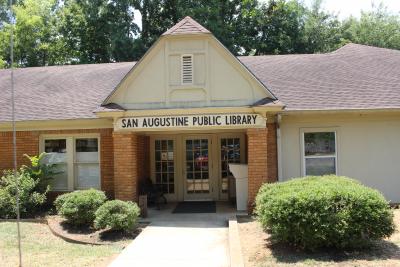 San Augustine Public Library